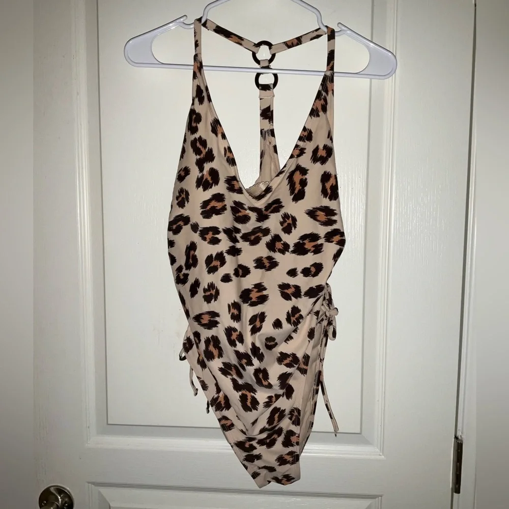 Kona Sol Tortoise Ring One Piece Swimsuit